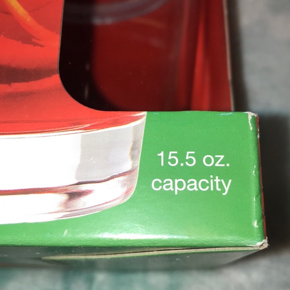 NIB cocktail shaker - Picture 2 of 5